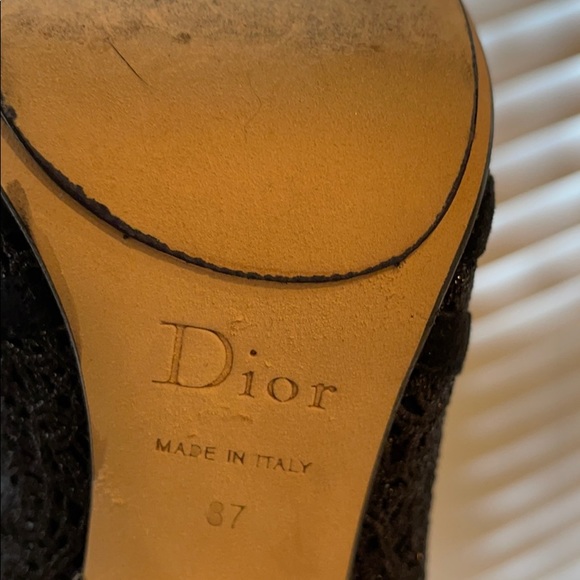 Christian Dior Elegant and classy! size 7 - Picture 7 of 10